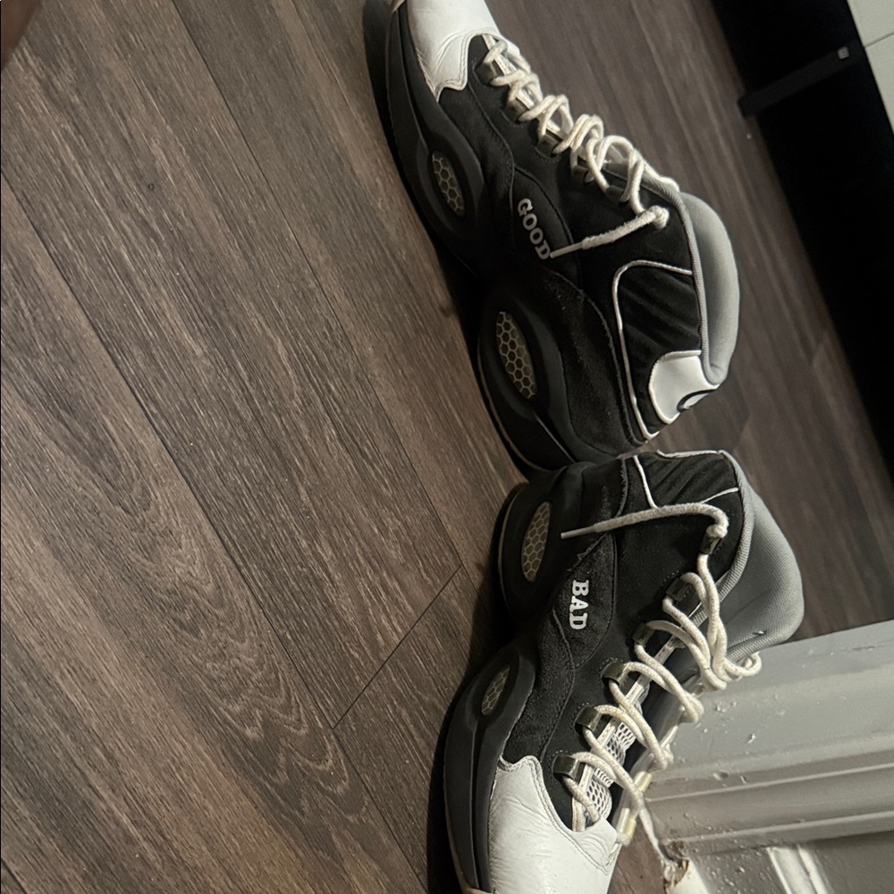 Reebok men’s White and Gray Graphic High-Top Sneakers - Picture 3 of 4